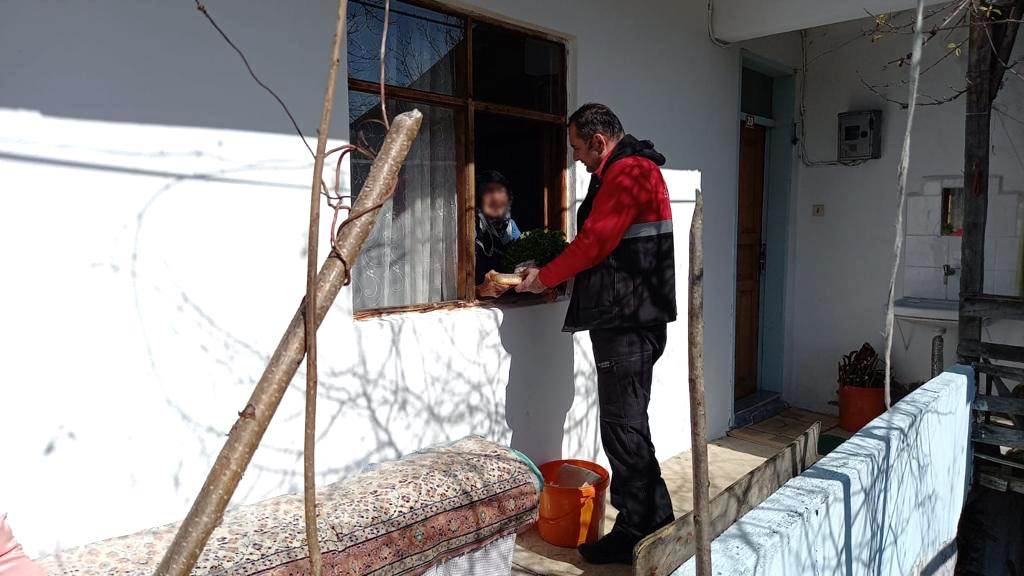 BÜYÜKŞEHİR, İHTİYAÇ SAHİPLERİNİN ELİNDEN TUTMAYA DEVAM EDİYOR